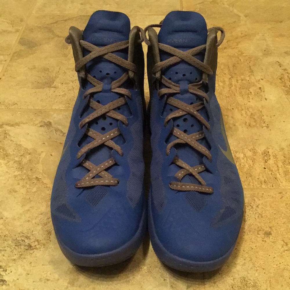 Nike Hightop Shoes